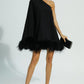 Vestido negro asimétrico