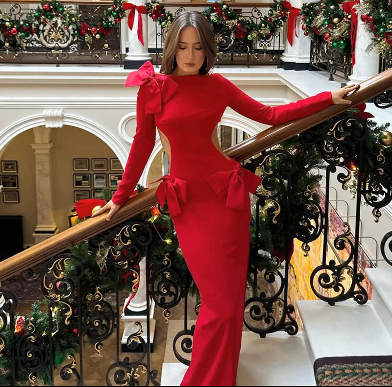 Vestido rojo lazos