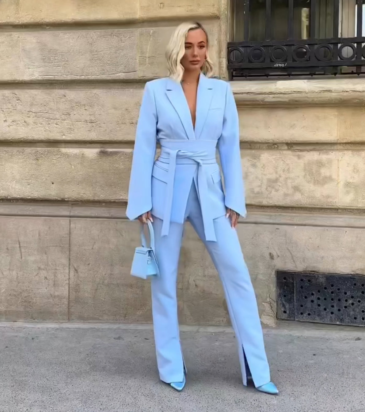 Traje azul